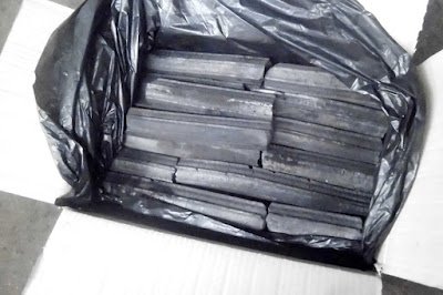 EFB Charcoal Briquette Untuk Subtitusi Sawdust Charcoal Briquette 4 sawdust2520charcoal2520briquette2520packing 1