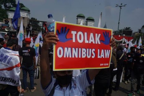 Omnibus Law dan Industri Halal Indonesia