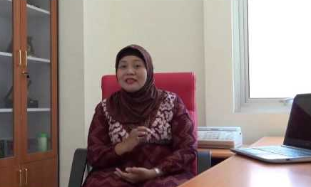 Nurul Indah Khasanah Mengolah Ikan Tuna Jadi Abon
