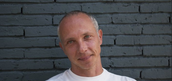 Biografi Pengusaha Yoga Startup Pelatihan Online