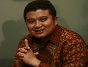 erwinaksa.png biografi erwin aksa