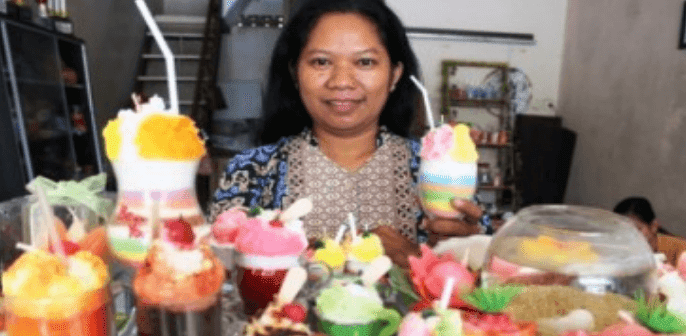 Pembuat Patung Lilin Hingga Replika Makanan Eki