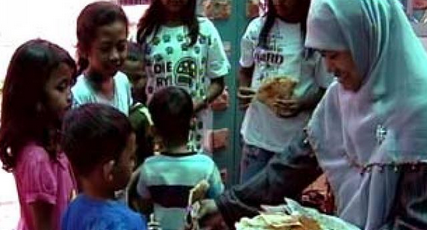 Jajan Krepes Bunda Sulis Berawal di Rumah
