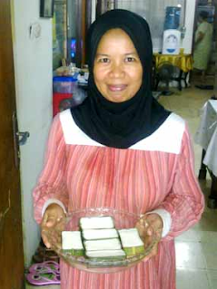 Bisnis Kue Arisan Bermodal Resep Tradisi Gorontalo