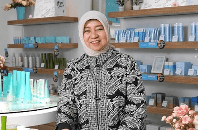 biografiwardah.png biografi wardah sukses