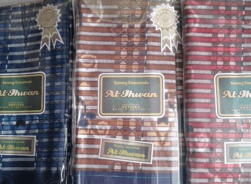 Jualan Sarung Pas Lebaran Untung Kodian