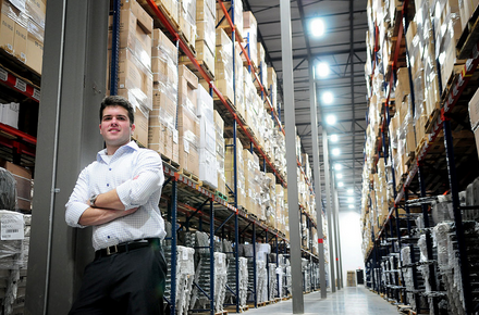 Kursi Kantor Online Menghasilkan Satu Juta Dollar