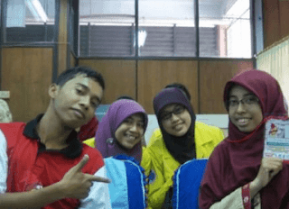 souvenirjambi.png mahasiswi pengusaha souvenir