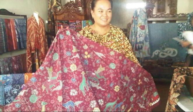 Untung Ratusan Juta Jualan Batik Pengusaha