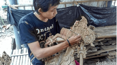 Ukiran Wayang Kayu Pengusaha Muda Berkah Hasam