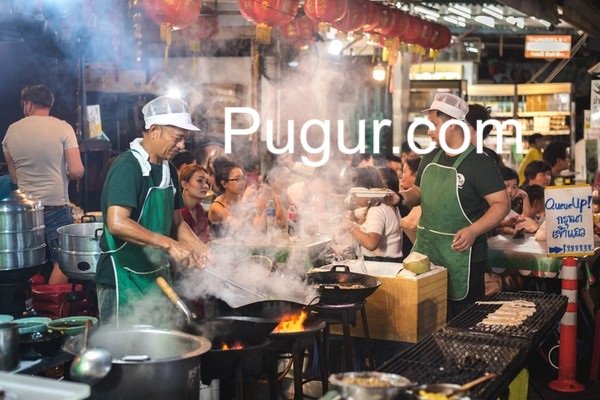 Gerobak Jajanan Malam: Modal Kecil, Margin Besar