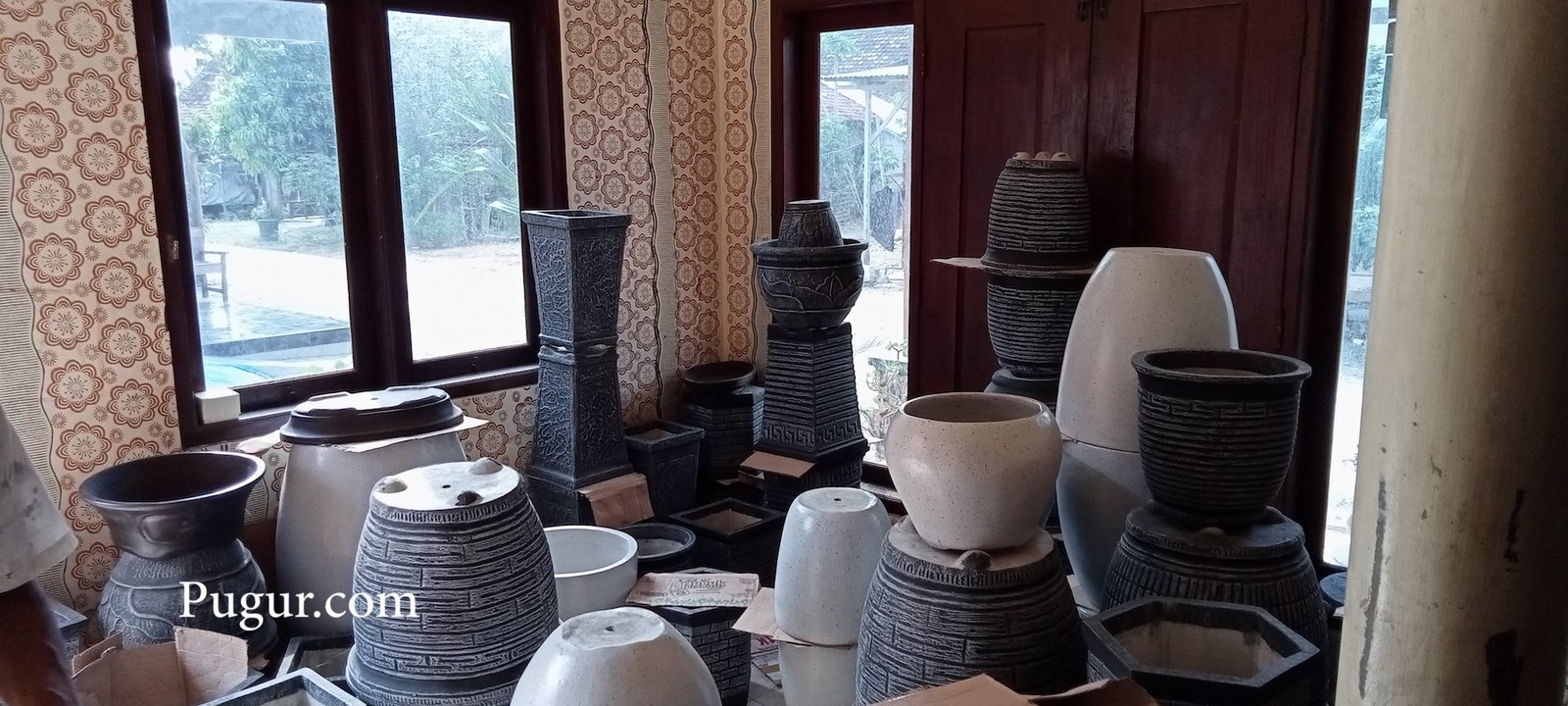 Usaha Cetak Souvenir Tanaman Mini (Pot Beton / Clay): Peluang Kreatif Bernilai Tinggi