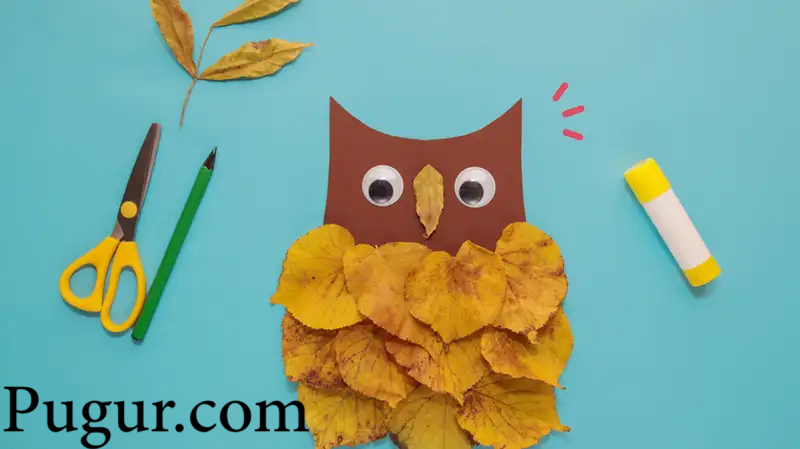 Pembuatan Hiasan Dinding dari Serat Alam dan Lukisan Daun Kering