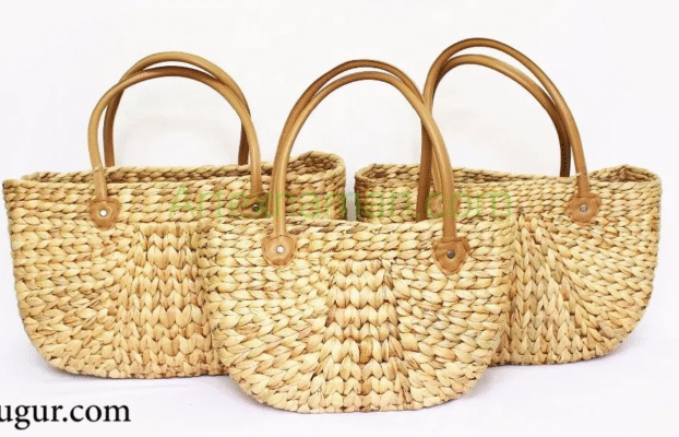 Produksi Kerajinan Tangan dari Kulit Jagung dan Eceng Gondok