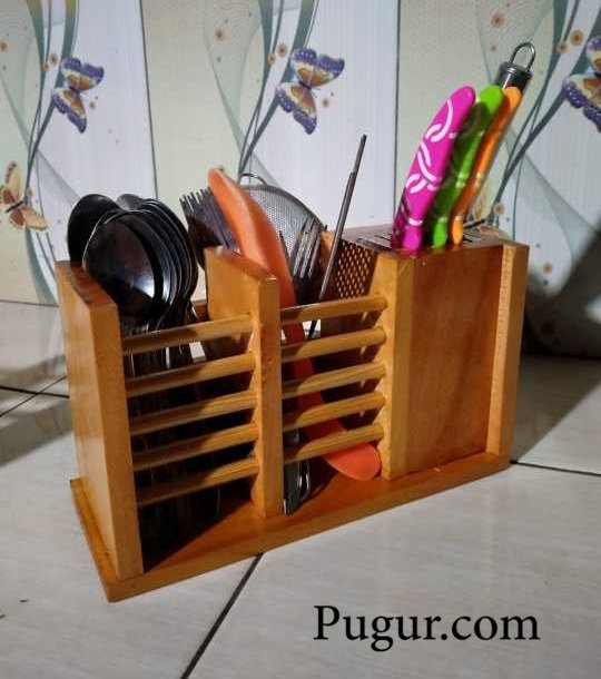 Peluang Usaha Produksi Tempat Sendok Kayu Ukir: Bisnis Kerajinan Bernilai Seni dan Ekonomi Tinggi