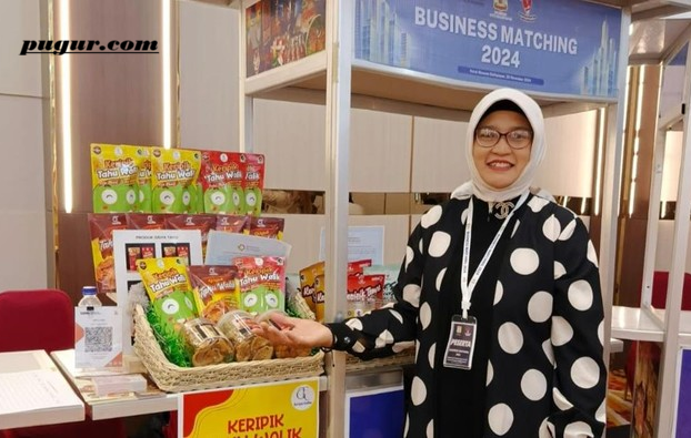 Kisah Sukses Ibu Rumah Tangga Bangun Bisnis Keripik Kulit Tahu, Modal Rp500 Ribu Kini Raup Omzet Jutaan Rupiah per Bulan