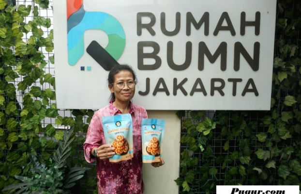 Modal Rp25 Ribu Jadi Bisnis Camilan Sukses, Kisah Peyek Mpok Esty Berkembang Berkat Rumah BUMN BRI