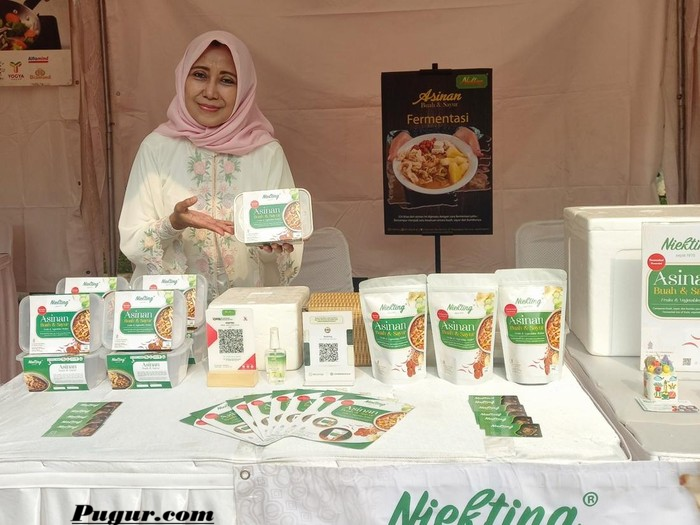 Peluang Usaha Asinan Fermentasi Ramah Lingkungan: Kisah Sukses Niekting Mengubah Resep Warisan Menjadi Bisnis Menguntungkan