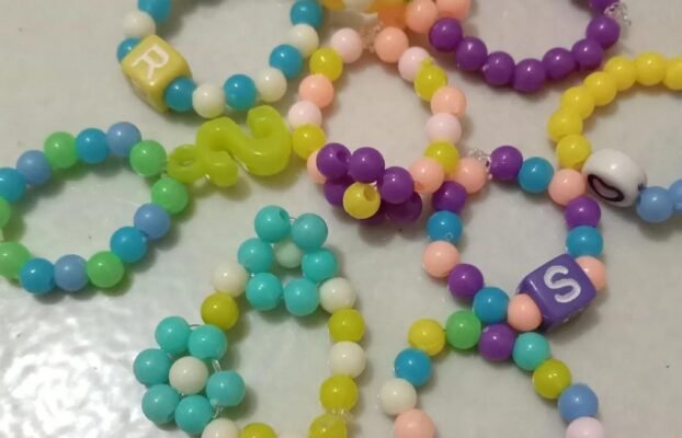 Peluang Usaha Membuat Cincin Manik-Manik Handmade
