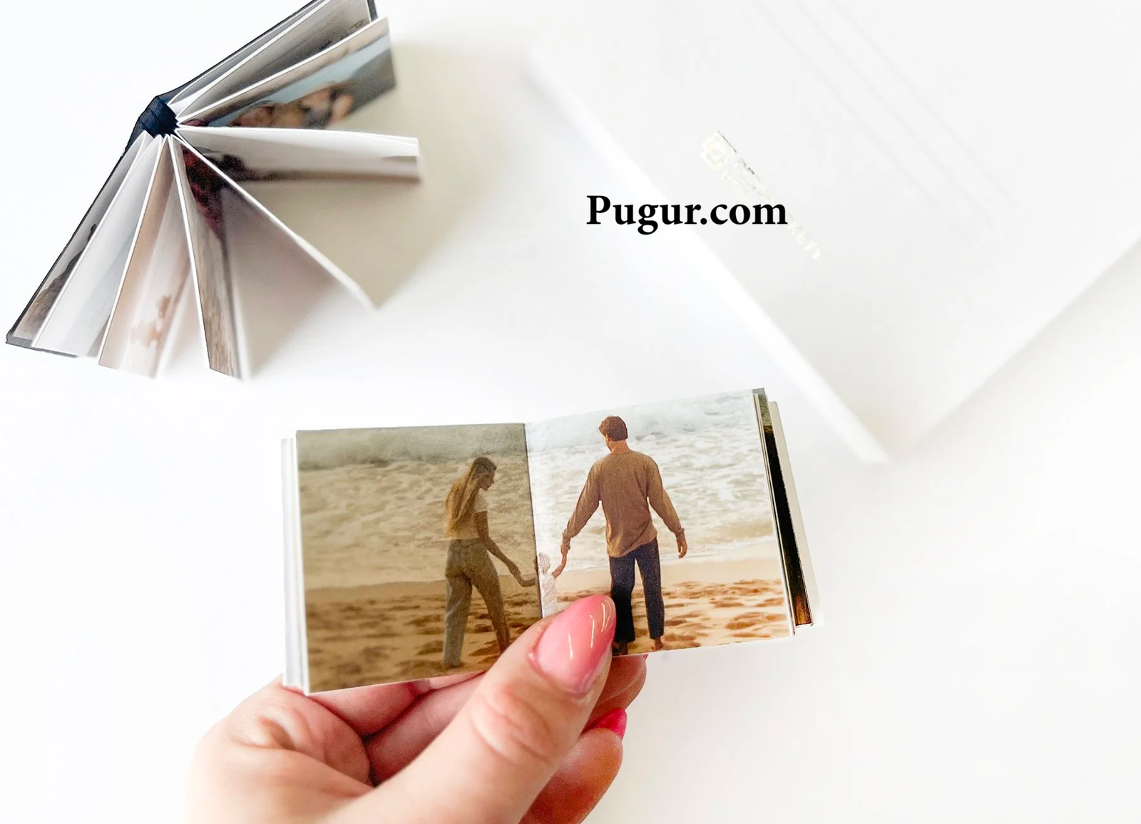 Peluang Usaha Membuat Album Foto Mini Handmade